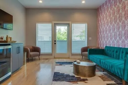 Downtown Nashville Rooftop Retreat 美国