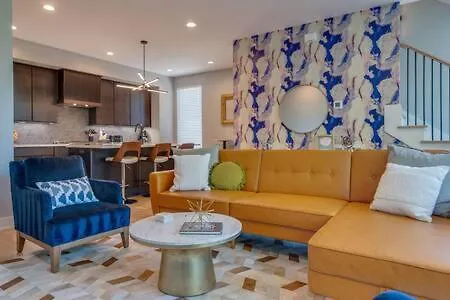 Downtown Nashville Rooftop Retreat